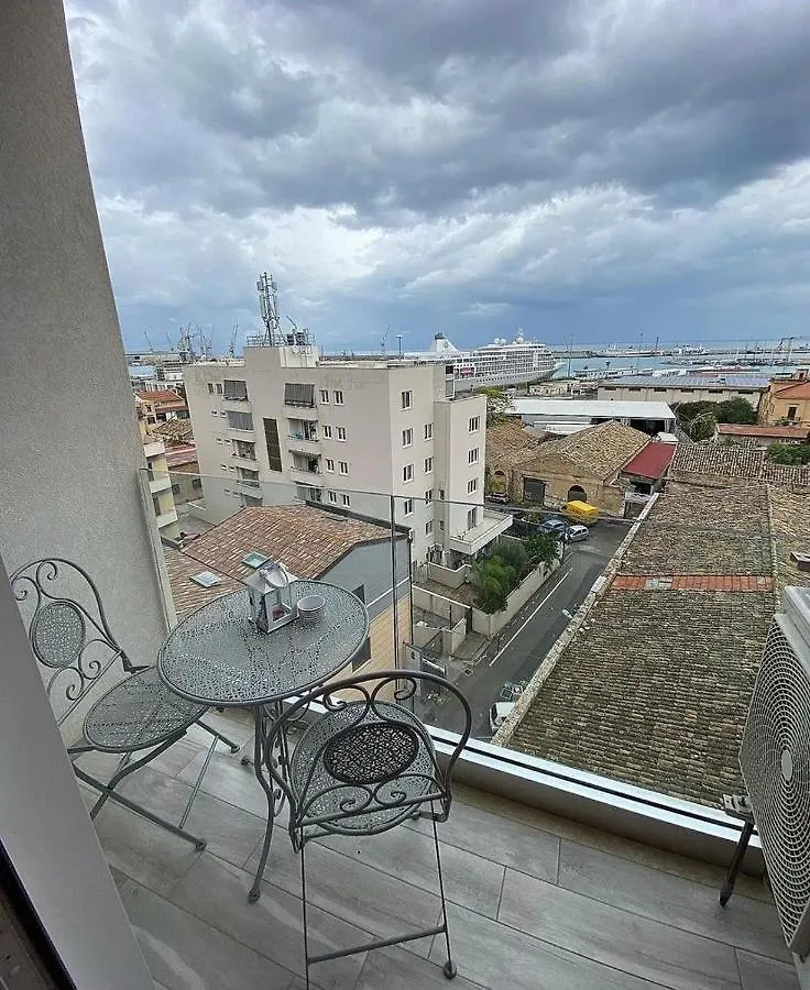 Bed and Breakfast L 'Approdo Felice Palermo 3*,
